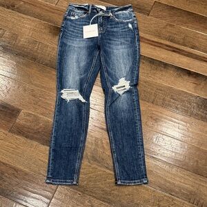Trendy Distressed Skinny Jeans